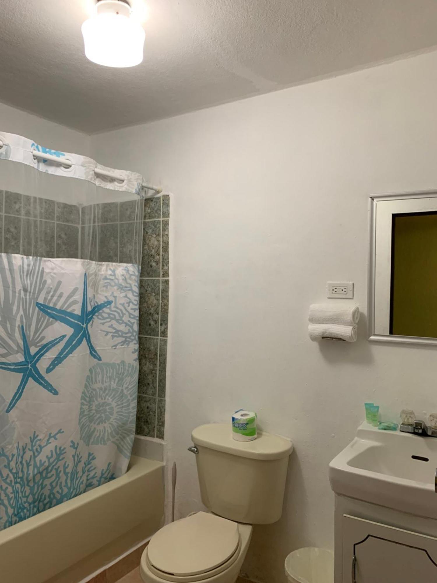 Bonefish Hotel Dangriga Luaran gambar
