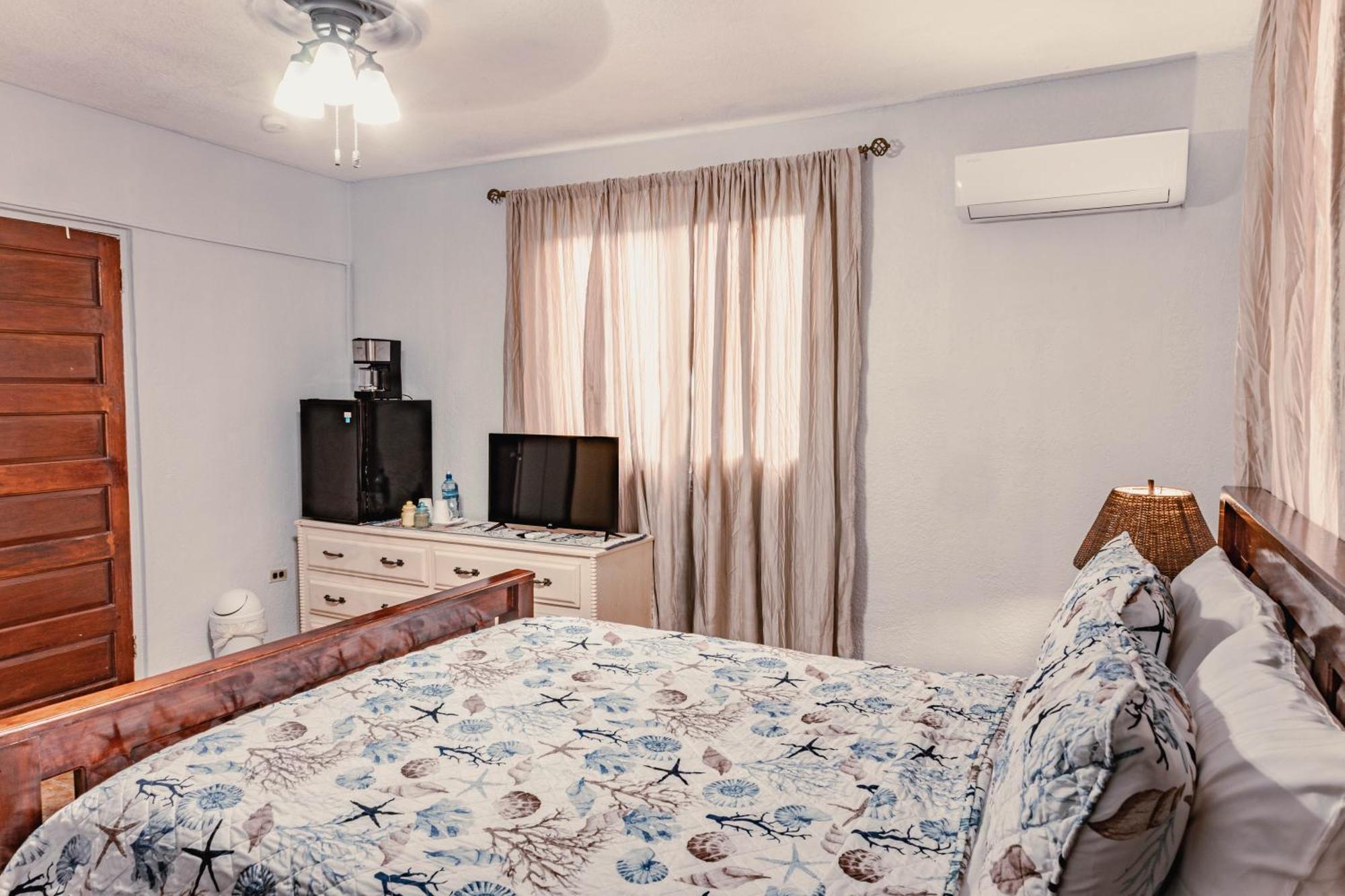 Bonefish Hotel Dangriga Luaran gambar