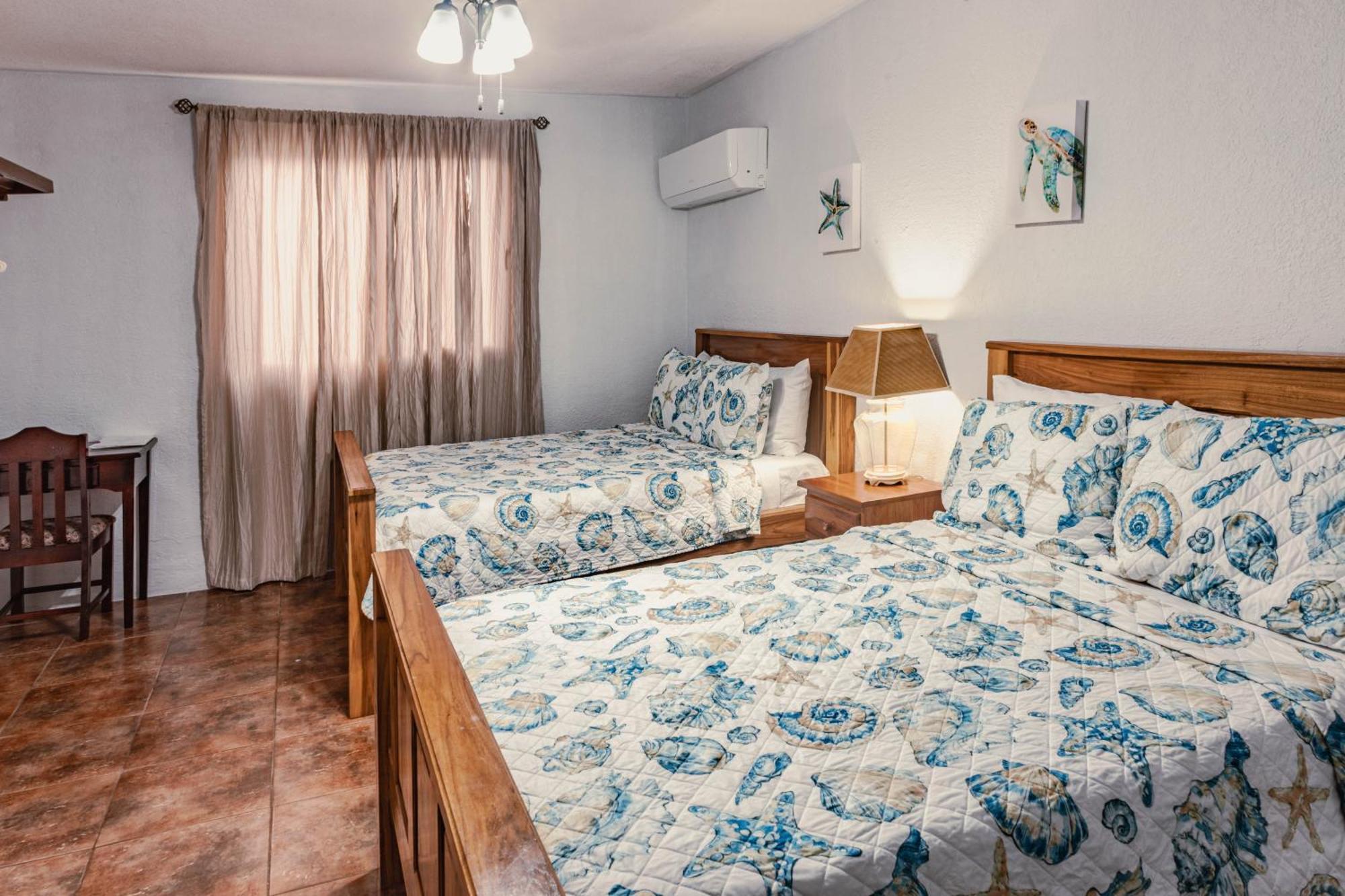 Bonefish Hotel Dangriga Luaran gambar