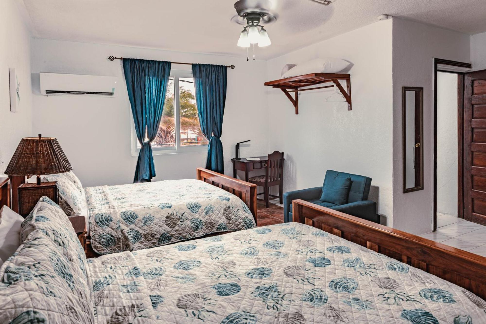 Bonefish Hotel Dangriga Luaran gambar